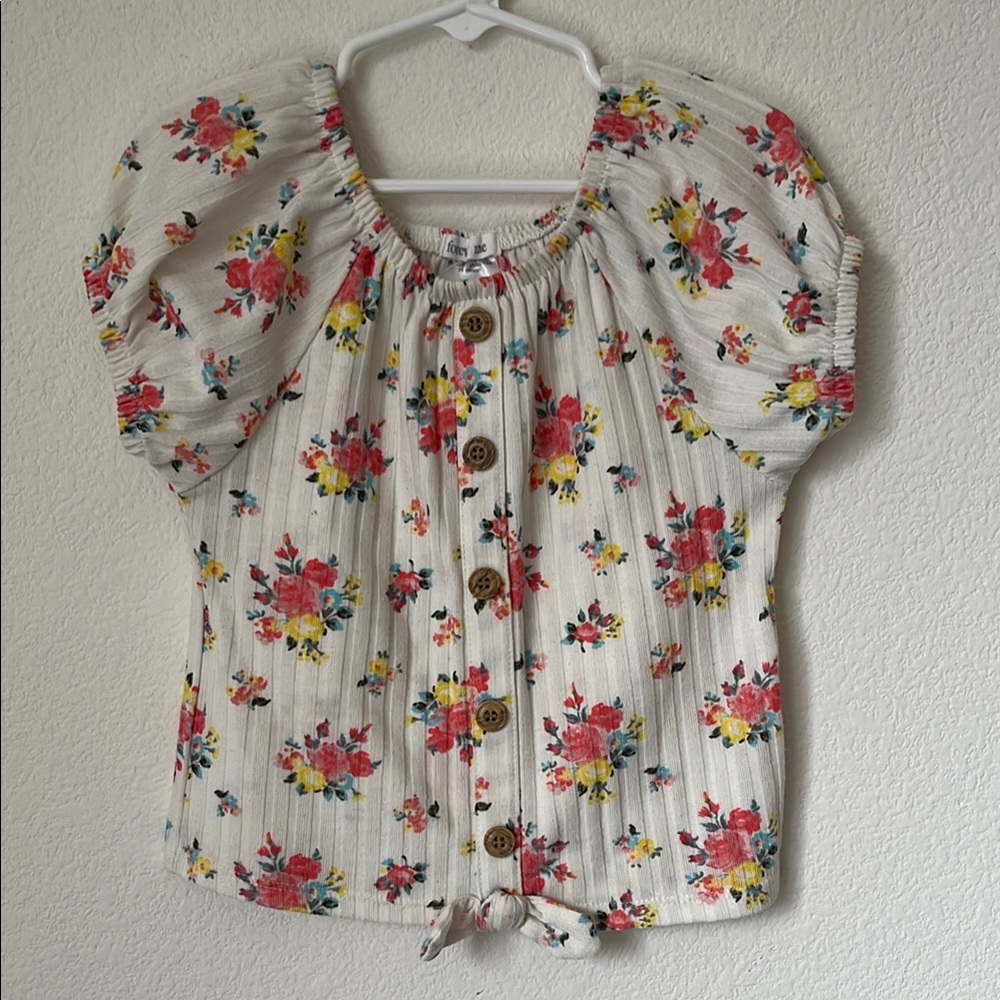 FOREVER ME Floral Decorative Buttons Bow Top size 6